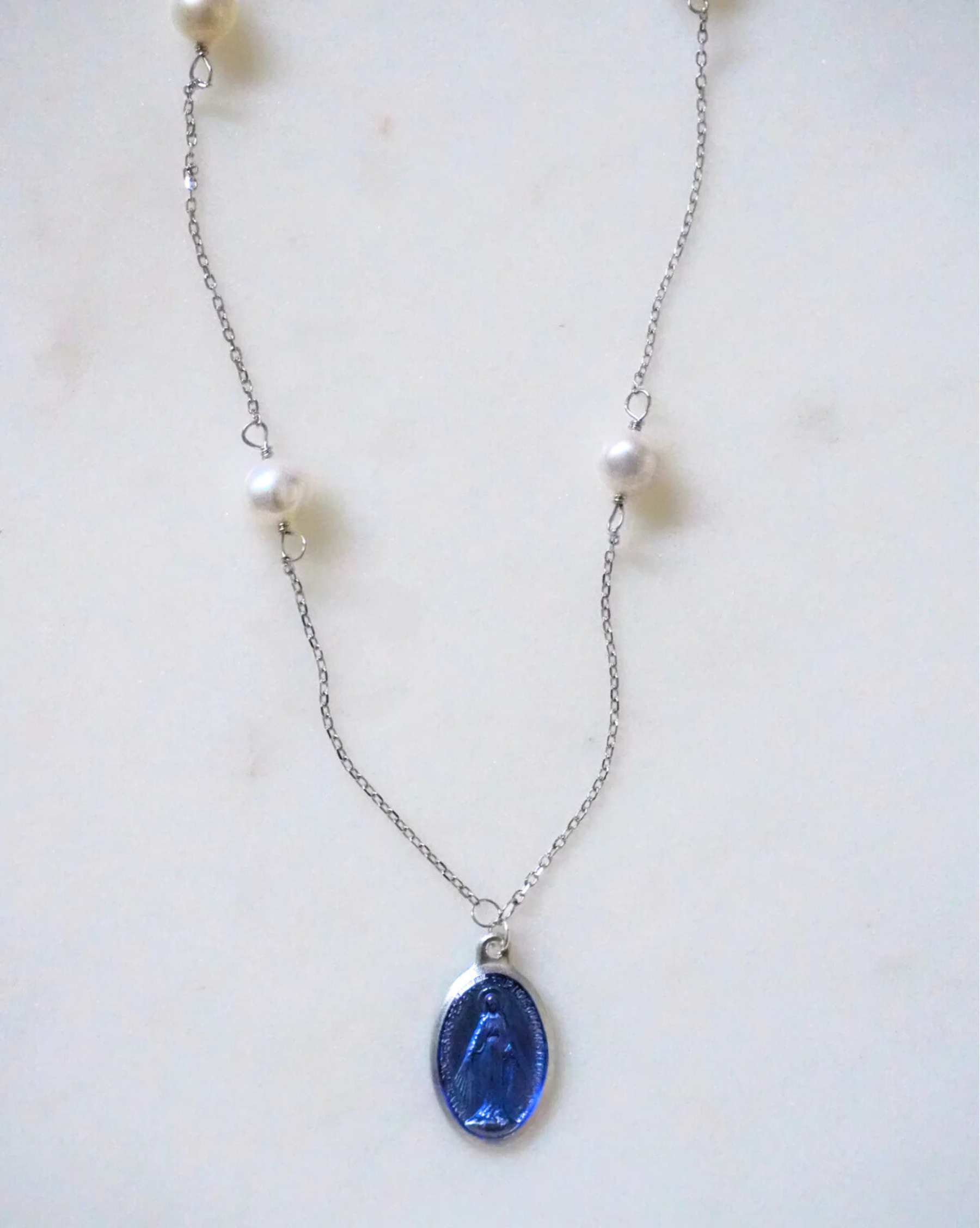 Miraculous Mary with Pearls